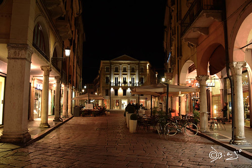 italy mantova notturno - 10 Best Things To Do In Paris: Experience The Magic Like A Local